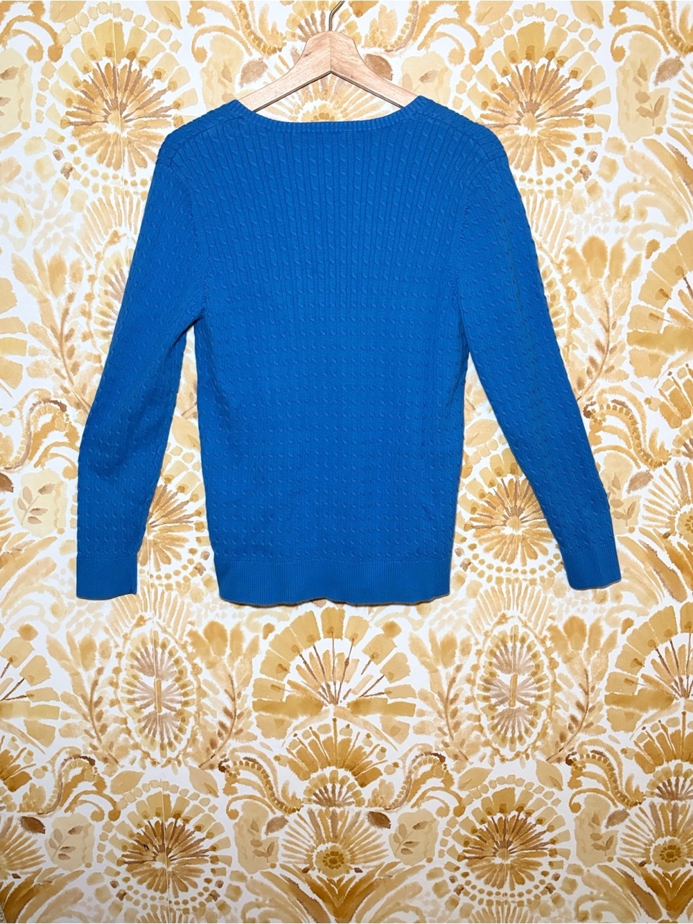 Lands' End Royal Blue Cable Knit V-Neck Sweater | Classic Preppy Pullover - Picture 6 of 10